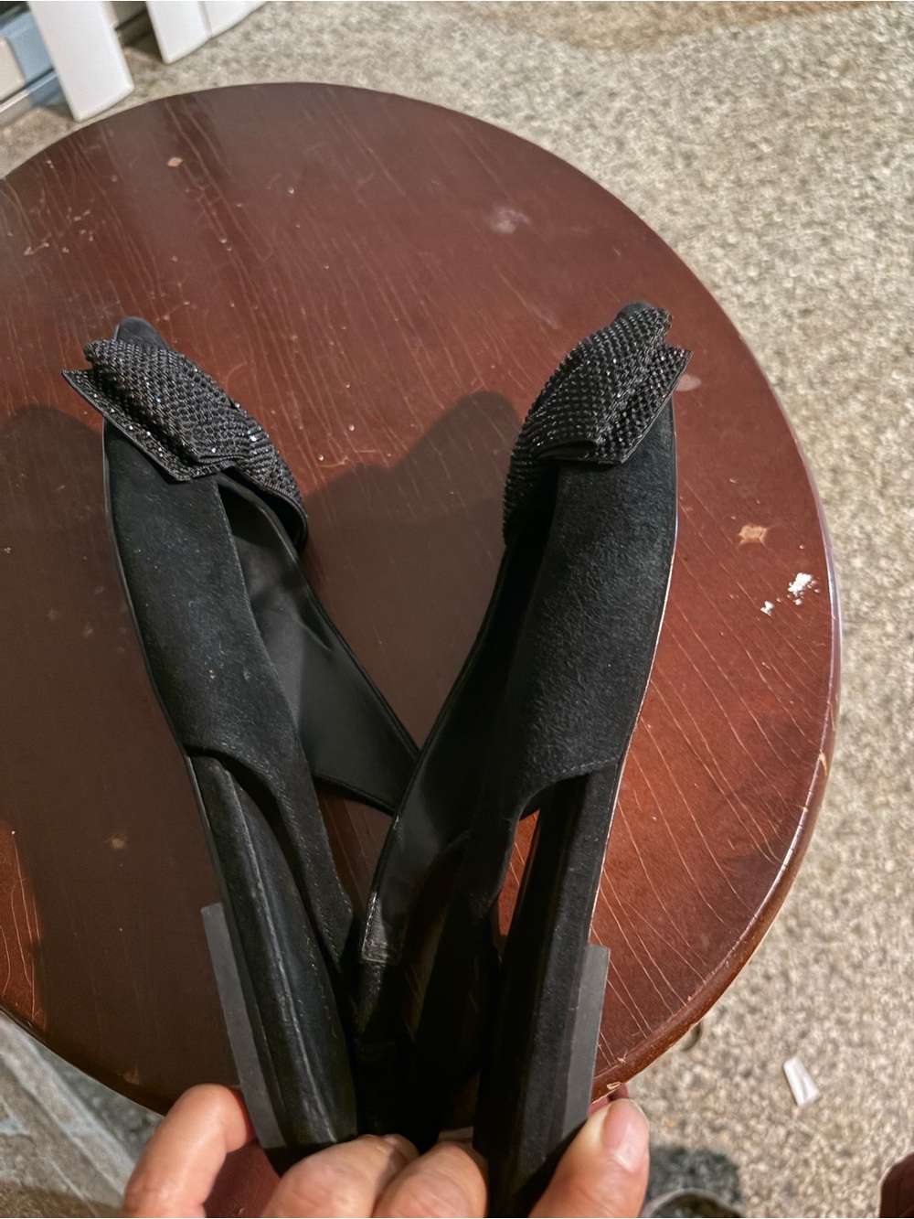Ann Taylor Black Flats With Sparkle
Bow Size 6 - Picture 8 of 12